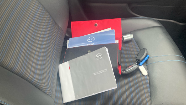 Nissan LEAF 110kW N-Connecta 40kWh 5dr Auto Electric Hatchback